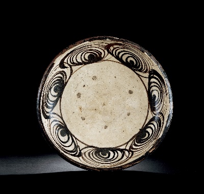 明  磁州窑陶盘拍卖价格