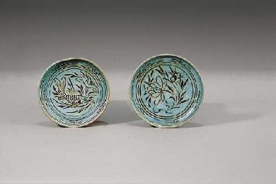 元  磁州窑孔雀蓝黑彩盘（一对）拍卖价格