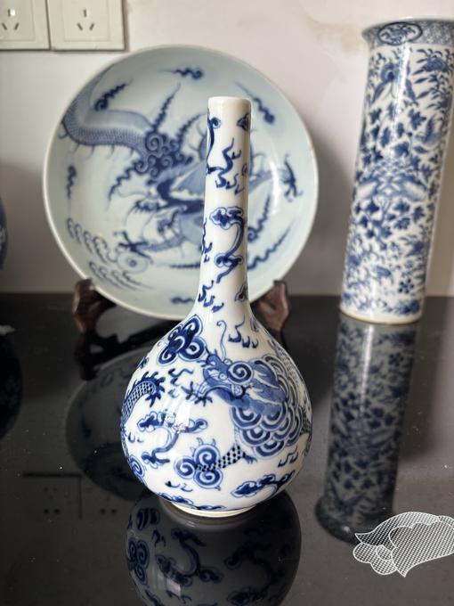 清晚期晚清青花云龙纹长颈瓶是真品么2025年05月19日-唐珍收藏