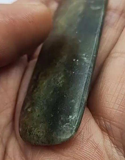 仿文化期玉斧鉴定结果2025年06月18日-唐珍收藏