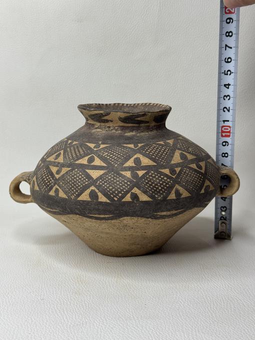 文化期马厂·网格棱形纹双耳罐是否有收藏价值2025年06月18日-唐珍收藏